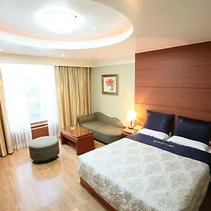Hotel Tourist