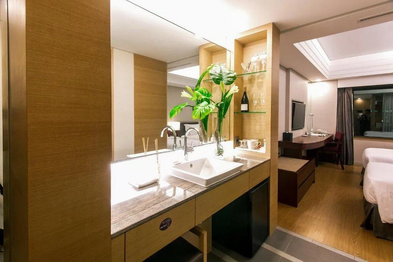 Seoul Garden Hotel 4*,  South Korea