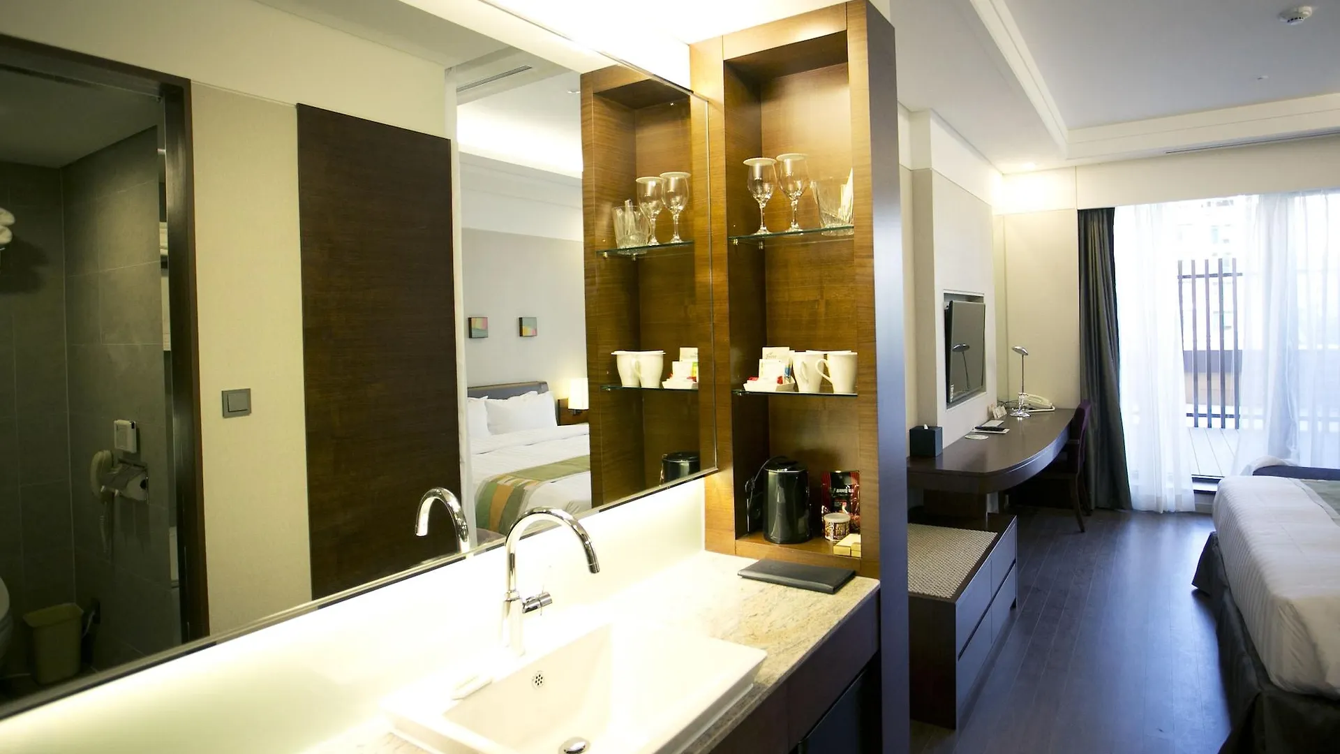 Seoul Garden Hotel