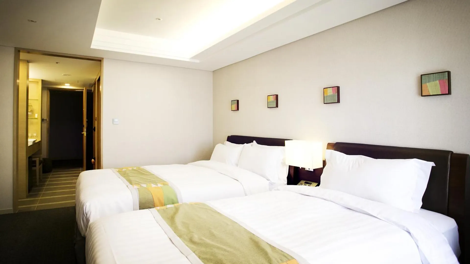 Seoul Garden Hotel 4*,  South Korea
